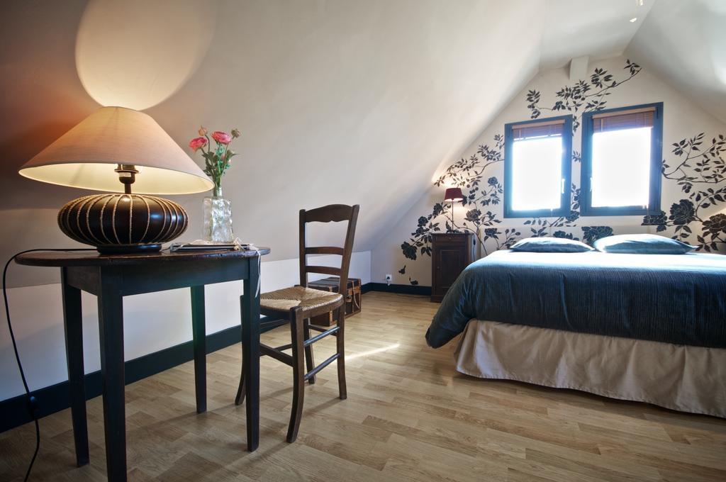 Entre Vignes Et Chateaux Fougeres-sur-Bievre Экстерьер фото